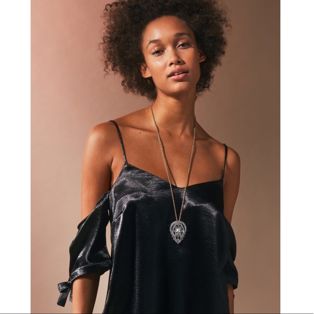 UO Silence + Noise Shiny Cold-Shoulder Tie Top